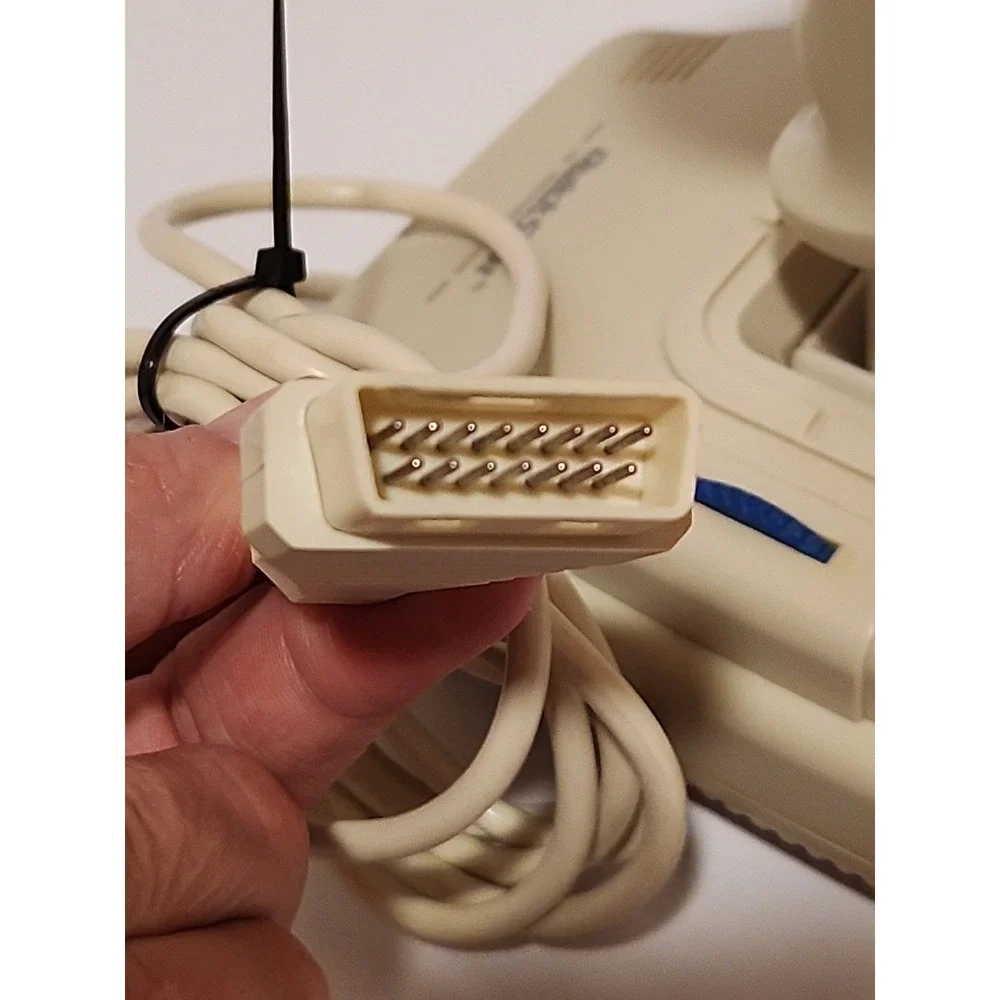 Vintage QUICKSHOT PC Joystick Model No. QS-123B